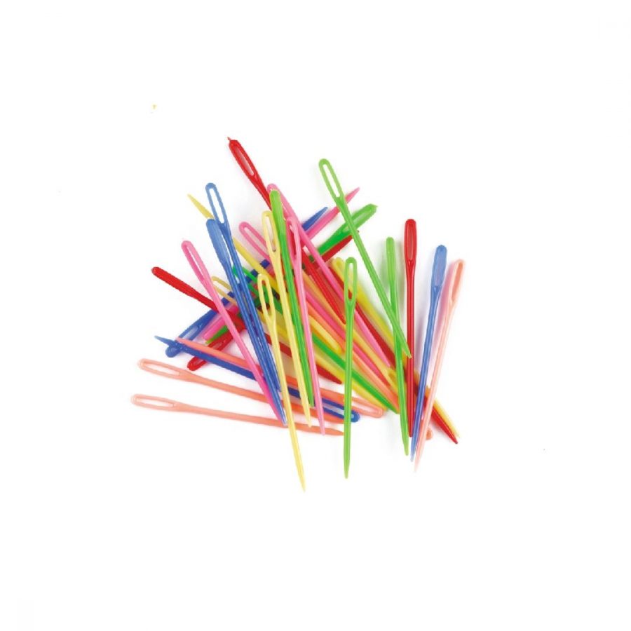 Plastic Needles (Pack of 32)