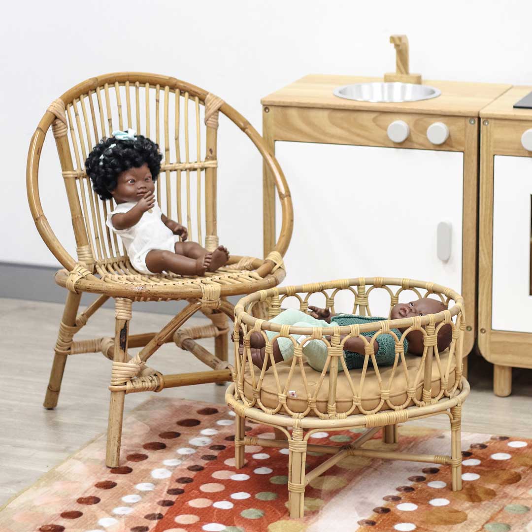 Circle Rattan Chair - Step4 Circle Rattan Chair