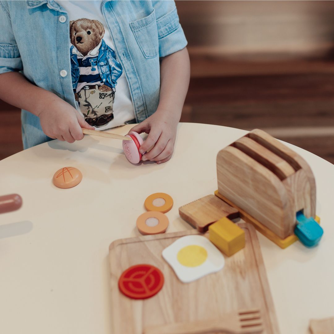 Play Foods and Accessories