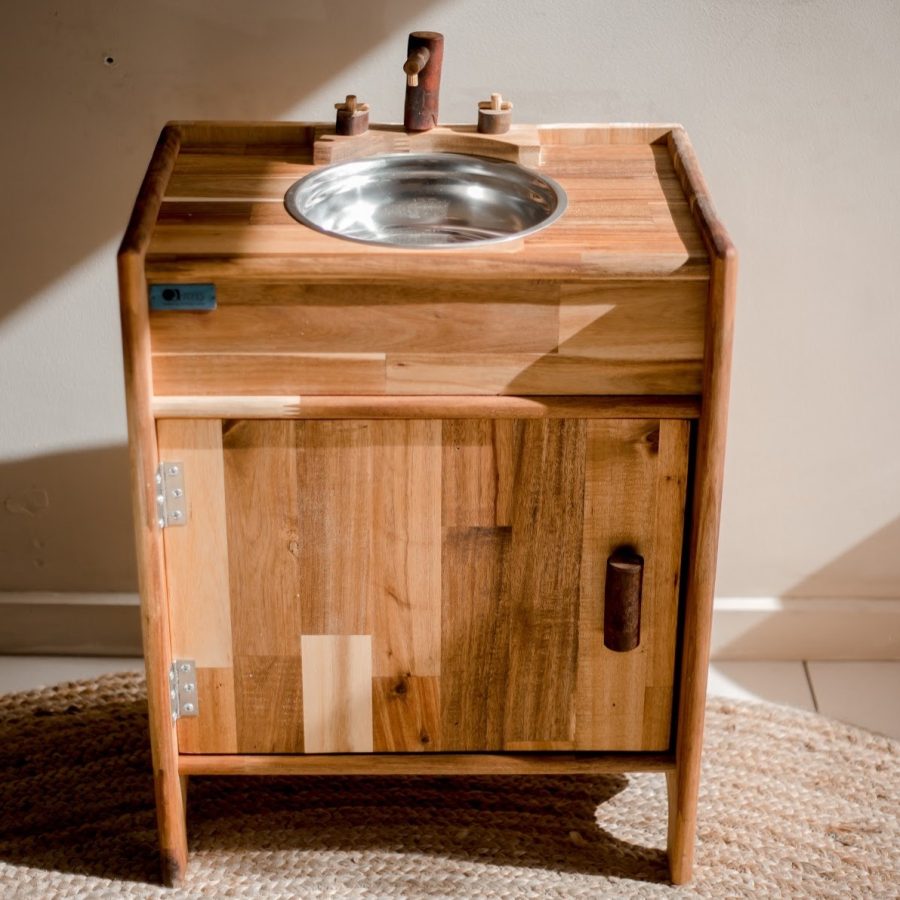 Classic Wood Sink