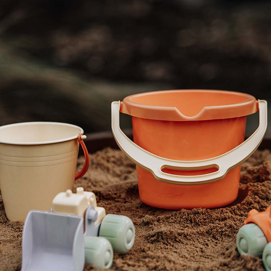 Buckets and Accessories