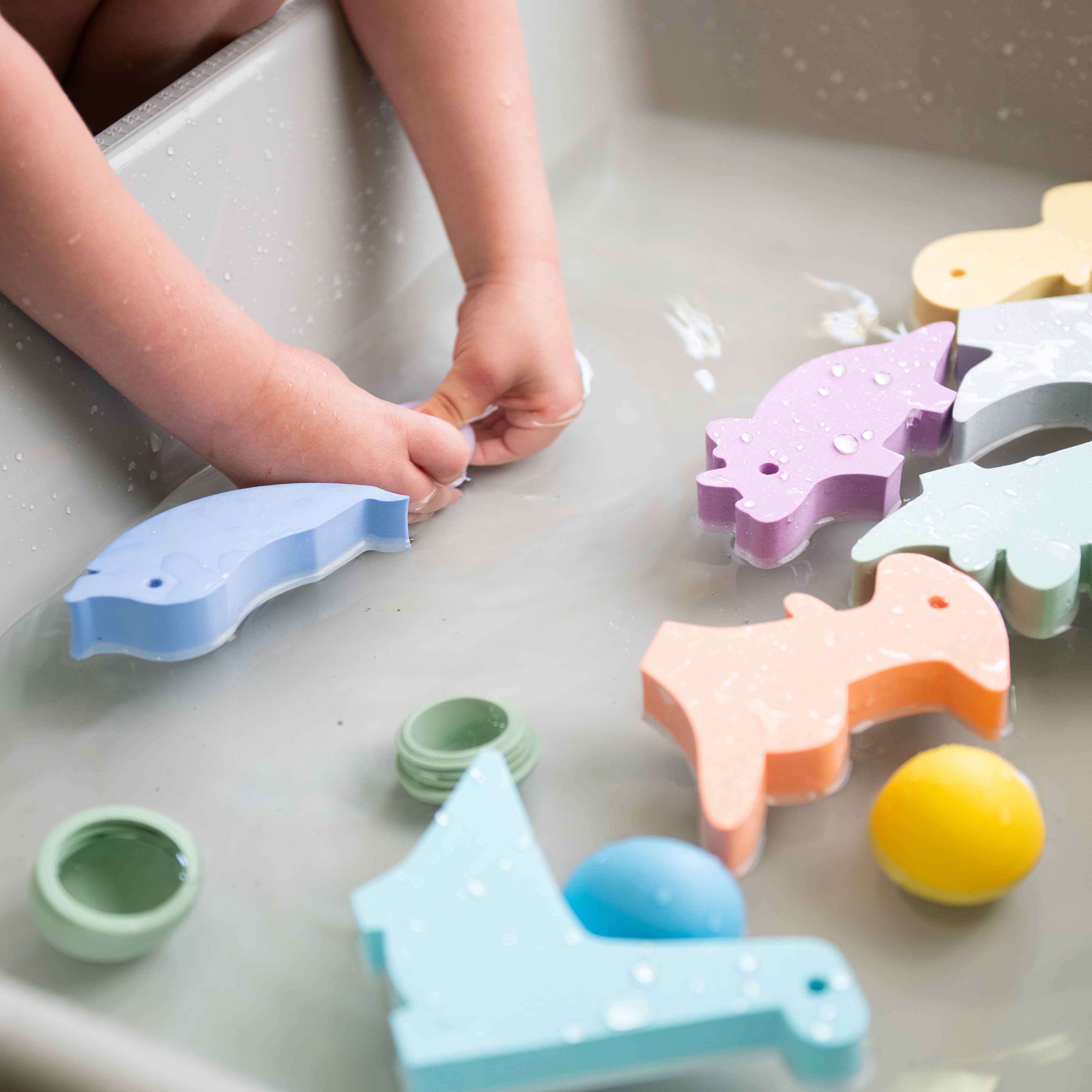 Wonder Play Waterfun Dino Set (6pcs) - Step4 Wonder Play Waterfun Dino Set (6pcs)