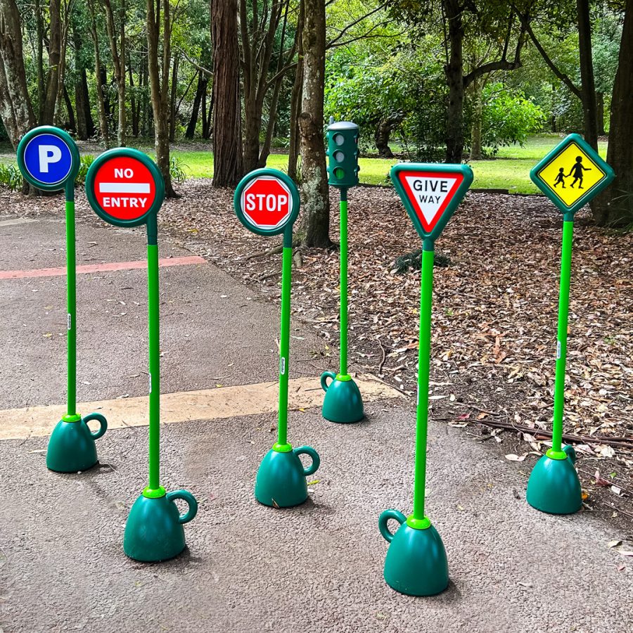 Road Safety Signs (6pcs)