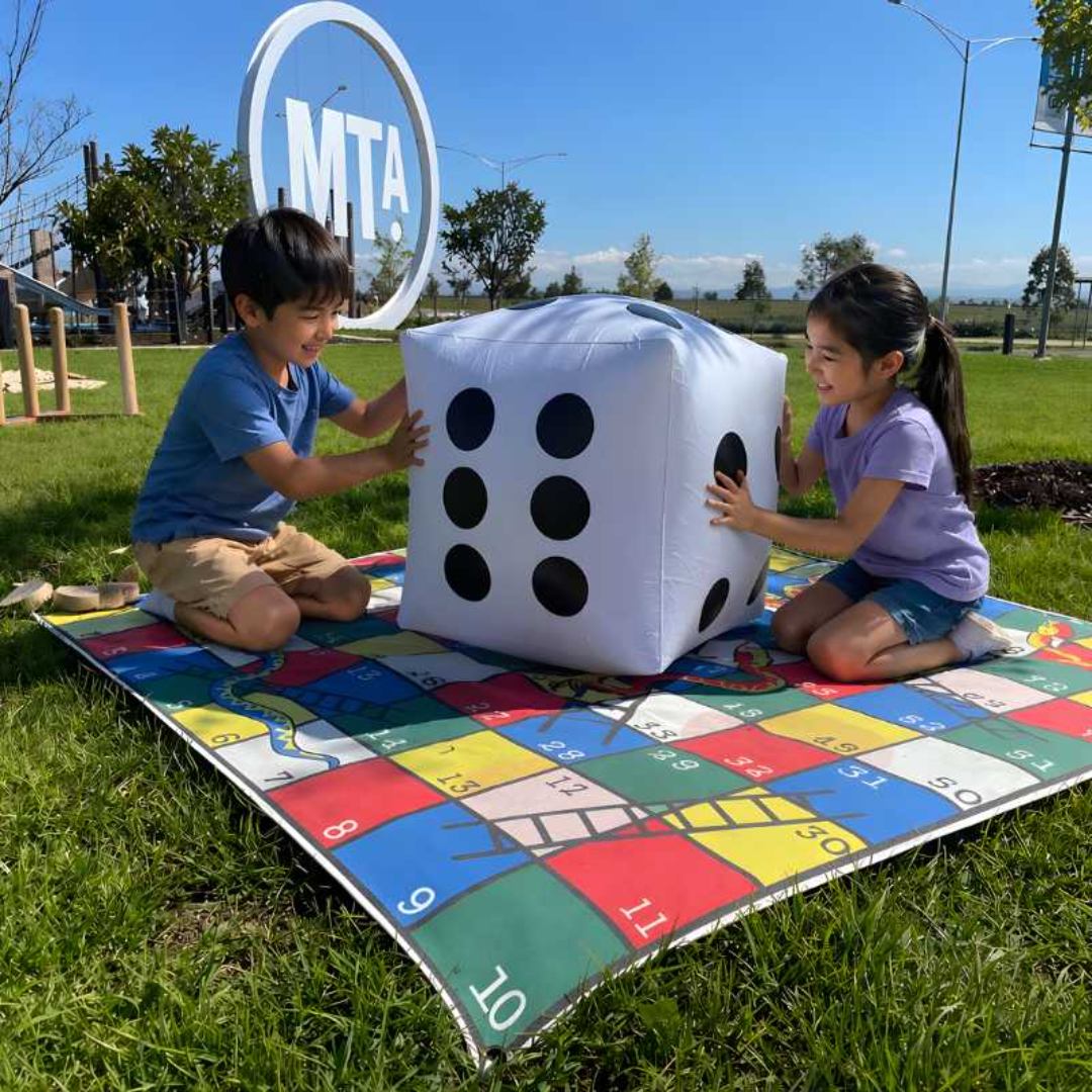 Giant Snakes, Dots & Ladders Set - Step4 Giant Snakes, Dots & Ladders Set - Image 4