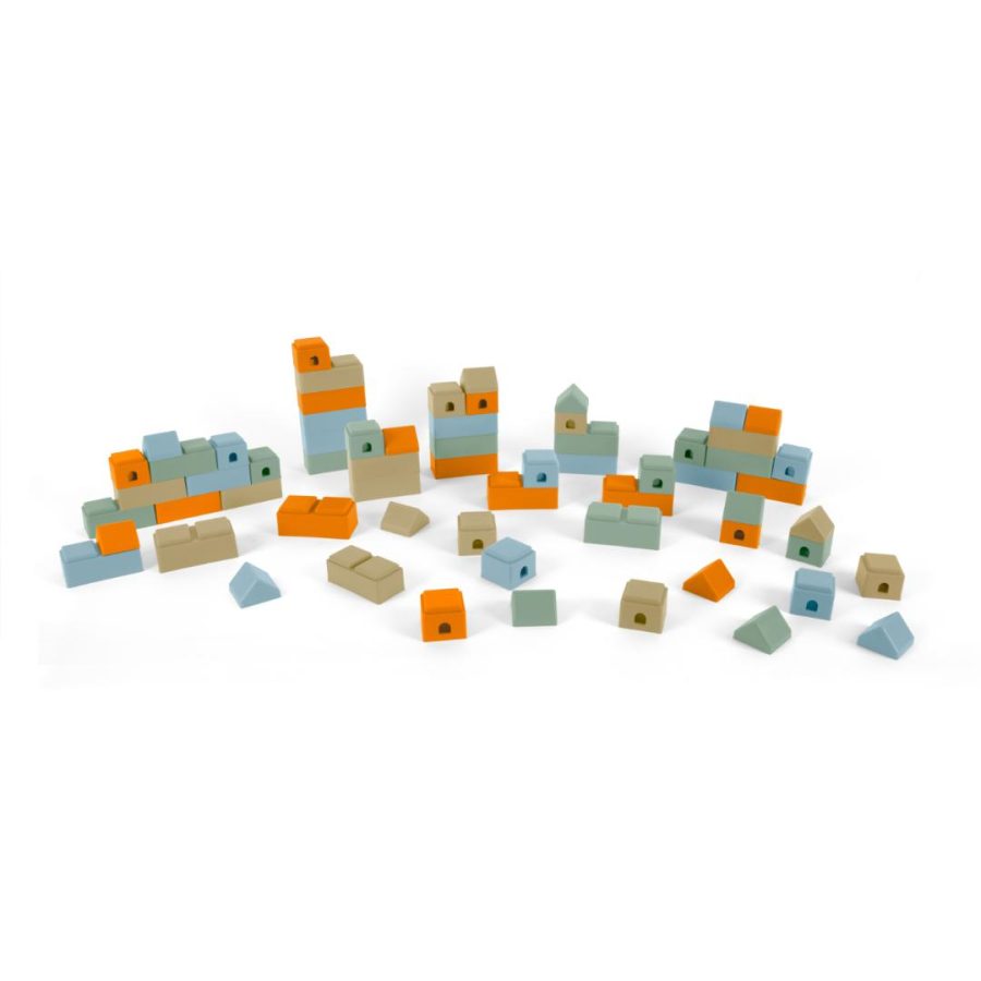 Dantoy Classic Blocks and Sand Moulds (64pcs)