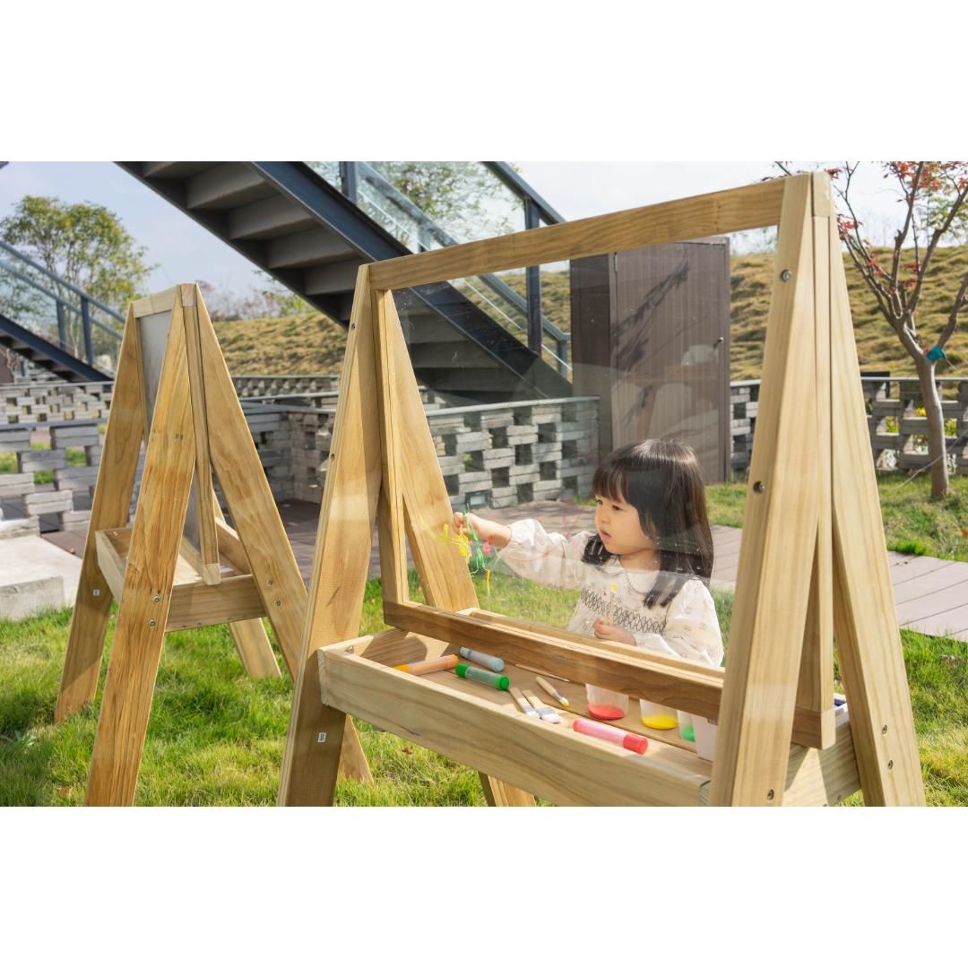 Classic Outdoors Clear Art Easel - Step4 Classic Outdoors Clear Art Easel - Image 2