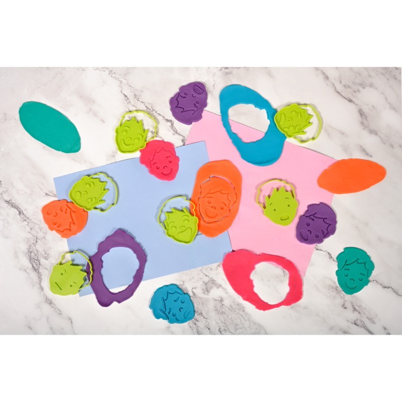 Dough Cutters Emotions (6pcs) - Step4 Dough Cutters Emotions (6pcs) - Image 4
