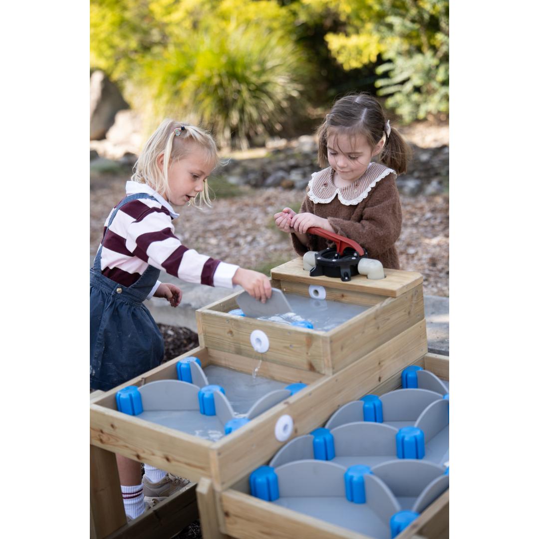 Classic Outdoors Water Play Station - Step4 Classic Outdoors Water Play Station - Image 4